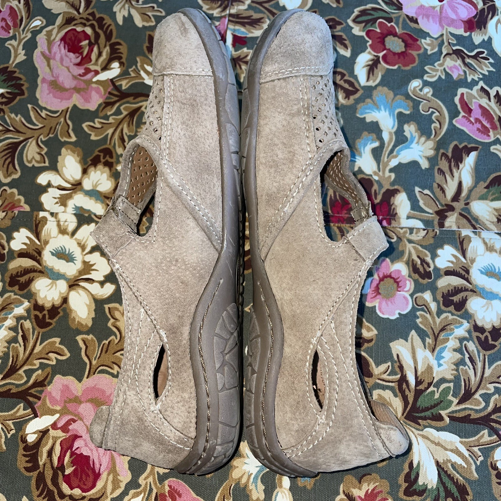 earth origins aurora jessica