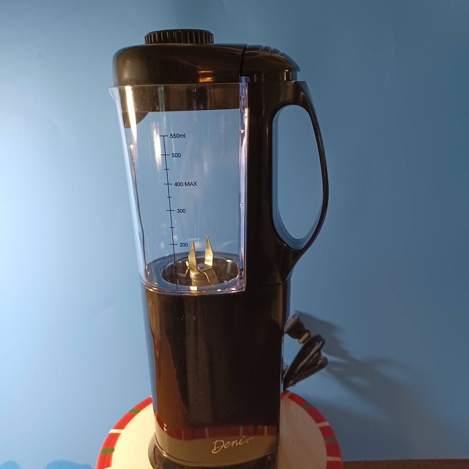&nbsp;Deni Blend-n-Grind Black #4200 Smoothie Fruit Coffee Milks