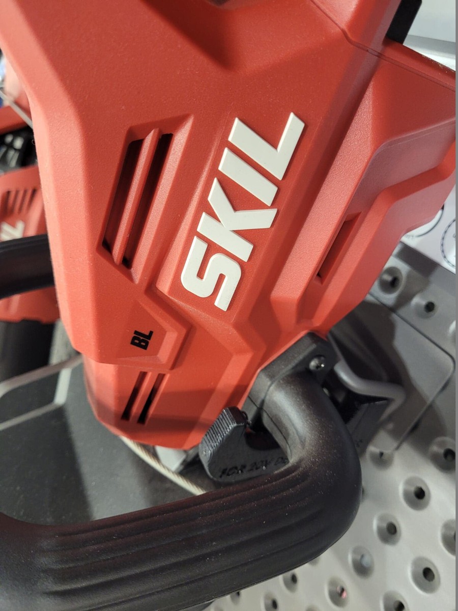 Skil HT4221-10 PWRCore 40 24” Brushless 40V Hedge Trimmer