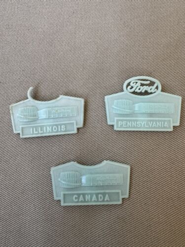 3 Ford Co. 1964 World’s Fair - CANADA, PA, ILL - Glow-In-The-Dark Pocket Clips - Picture 1 of 6