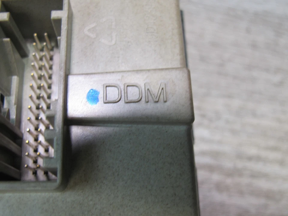 Interruptor de ventana principal puerta del lado del conductor delantera izquierda Hummer H2 2003-2006 con moldura Foto 4 de 4