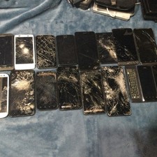 Lot Of 16 Android Phones - Various Models Untested For Parts Only