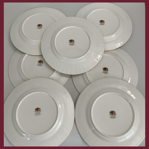 Royal Albert Old Country Roses Bone China - 8 ⅛" Salad Plates - SET OF 7! - Picture 3 of 4