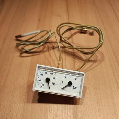 Buderus Thermomanometer GB122 aus Buderus Logamax Plus GB122-15