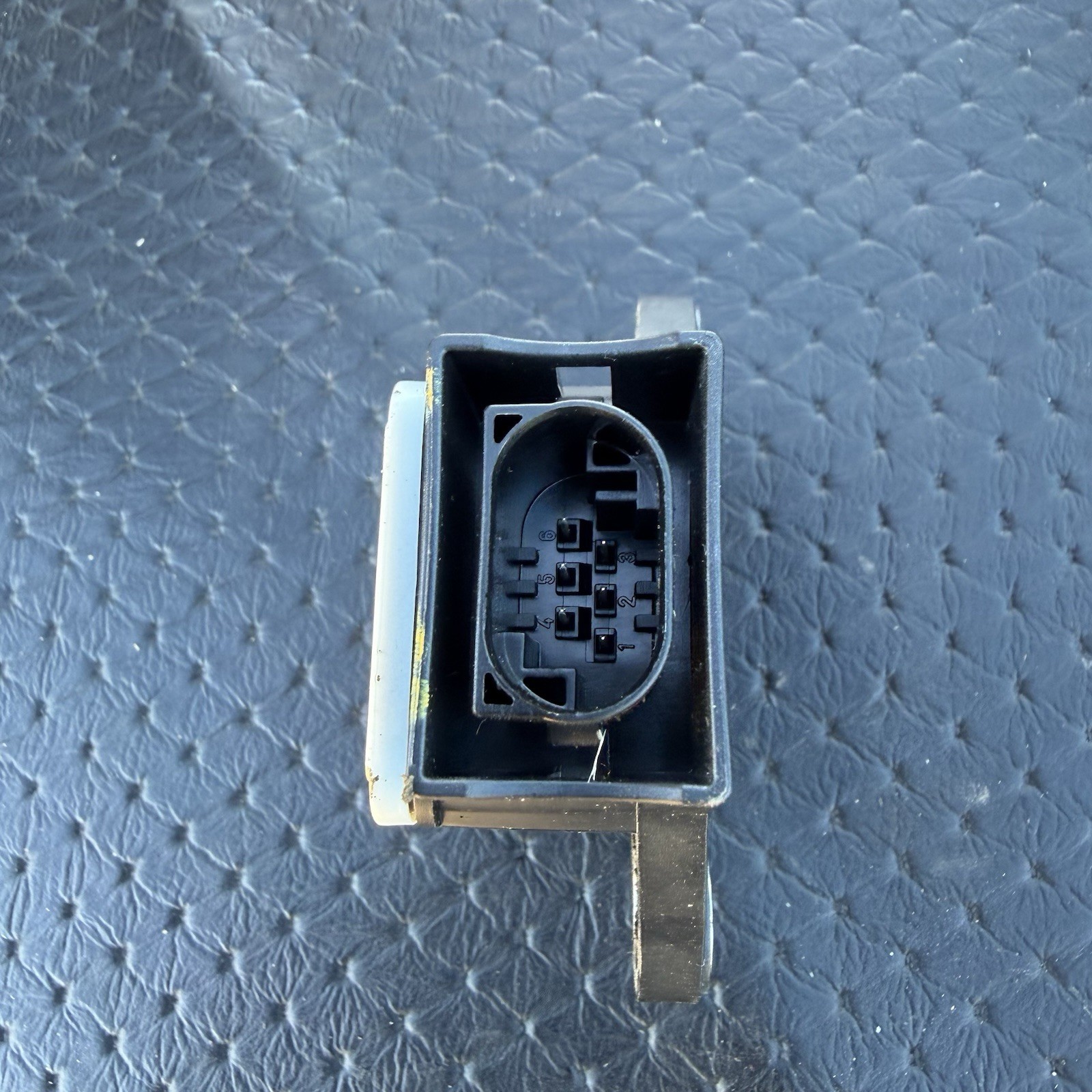 Maserati Quattroporte 2008-2012 Sender unit P/N 51746232