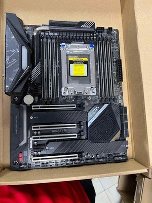Gigayte TRX40 Aorus Pro WiFi Motherboard With AMD Threadripper 3960X CPU Set
