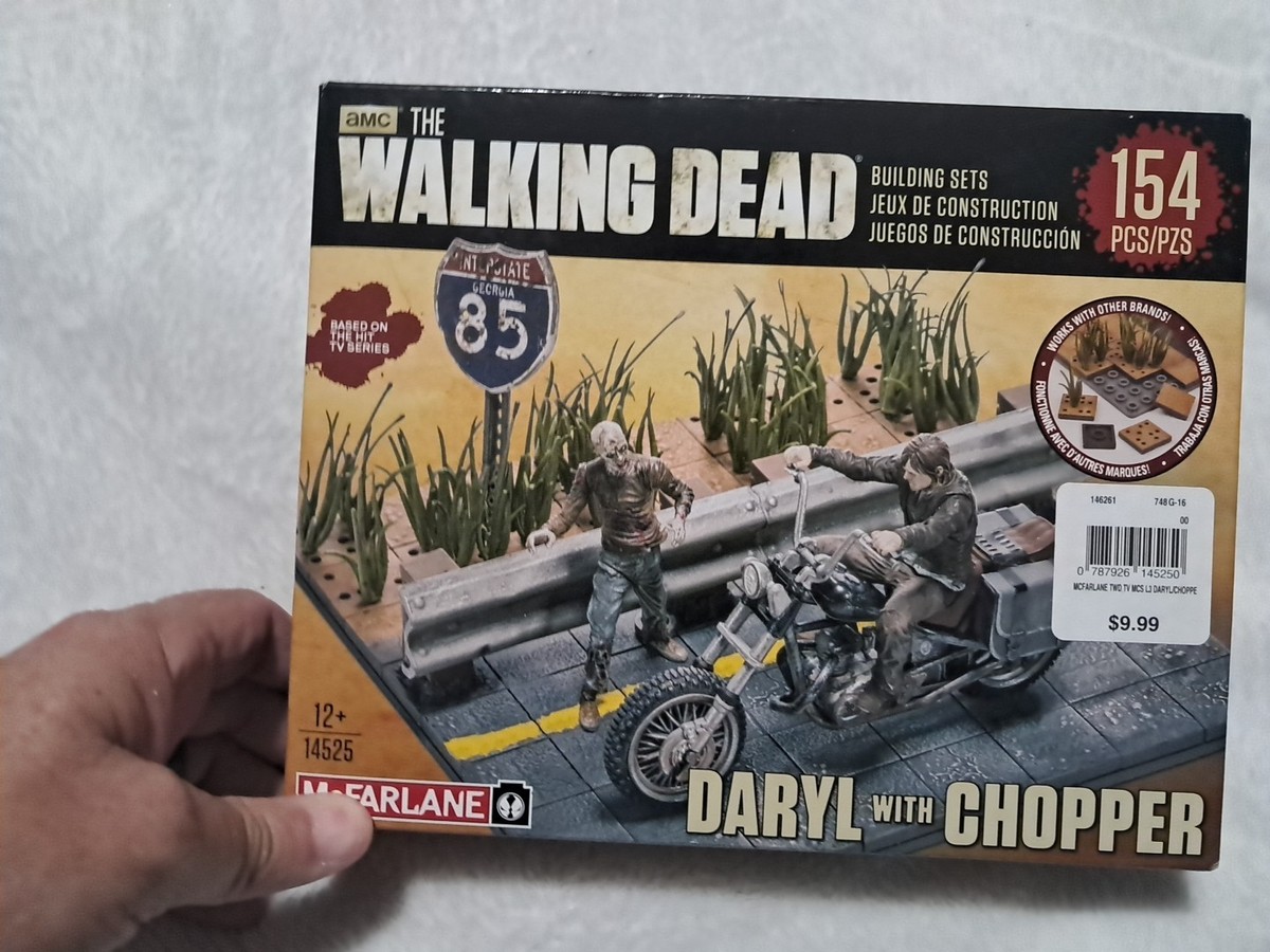 The Walking Dead Daryl Dixon with Chopper 154 New in Box