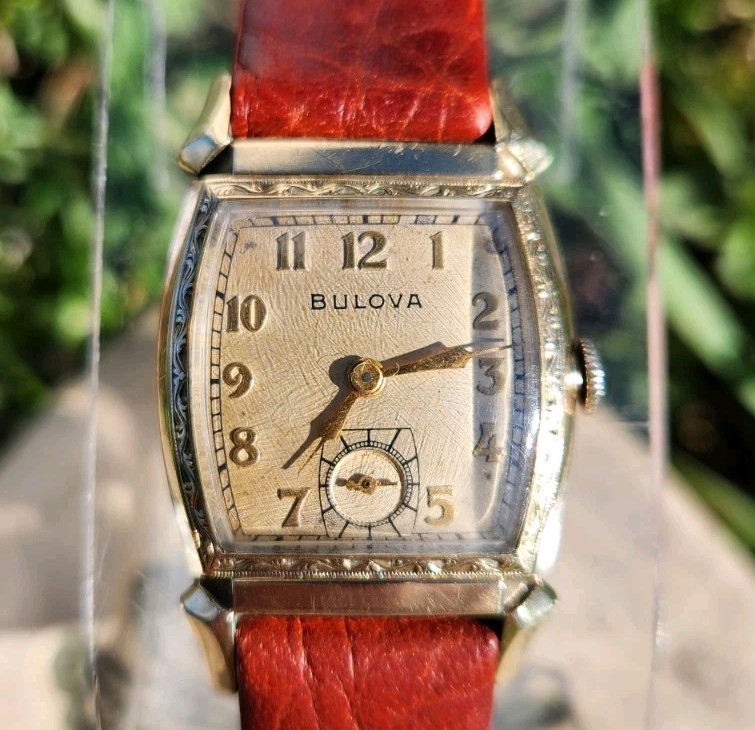 Vtg 1942 Bulova Cambridge Men's 25mm Tonneau Watch 10AX Mechanical