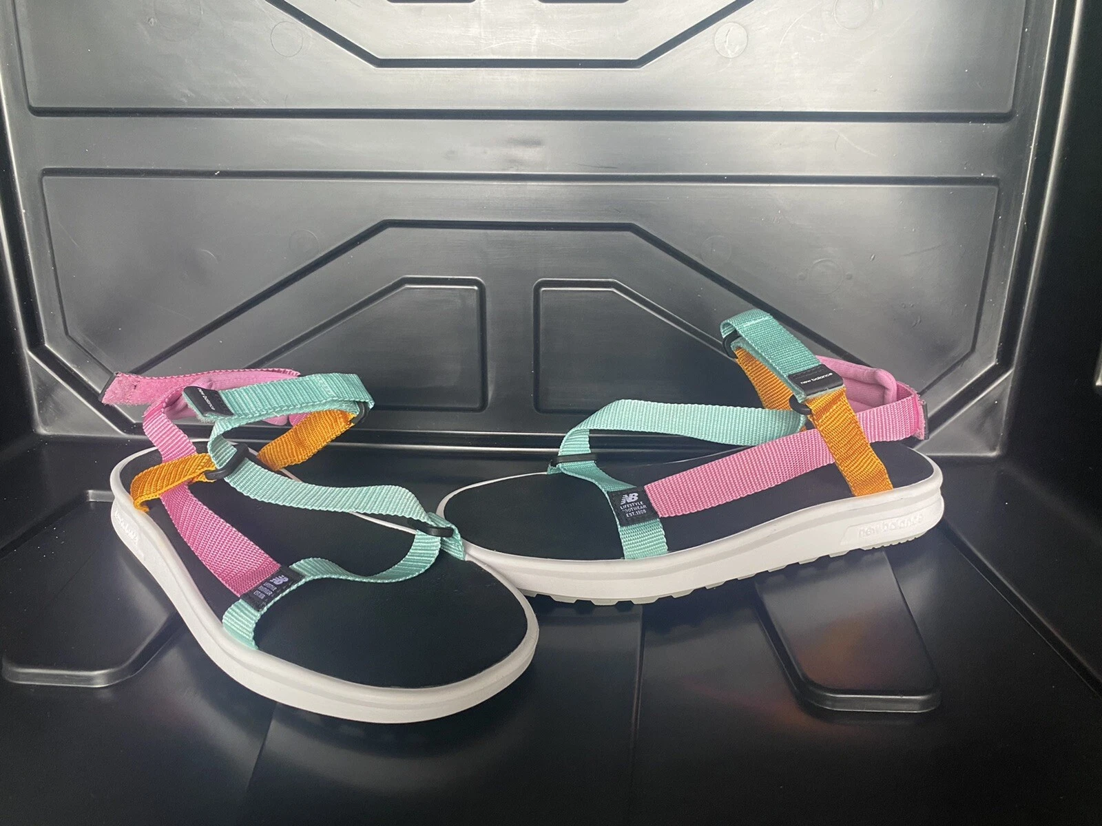 SANDALI NEW BALANCE DA DONNA TAGLIA 7 NUOVI