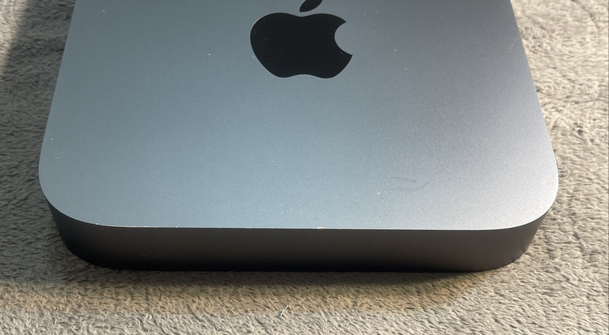 Apple Mac Mini A1993 (2018) i7-8700B 3.20GHz 16GB RAM 500GB SSD