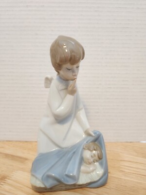 Lladro Guardian Angel Over Sleeping Baby Figurine #4635