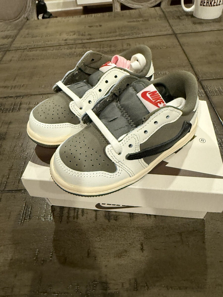 Air Jordan 1 Low OG SP (TD) Travis Scott Medium Olive DO5441-200