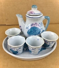 Miniature Mini Tea Set Floral Flower Lily Pads Design 7 Piece