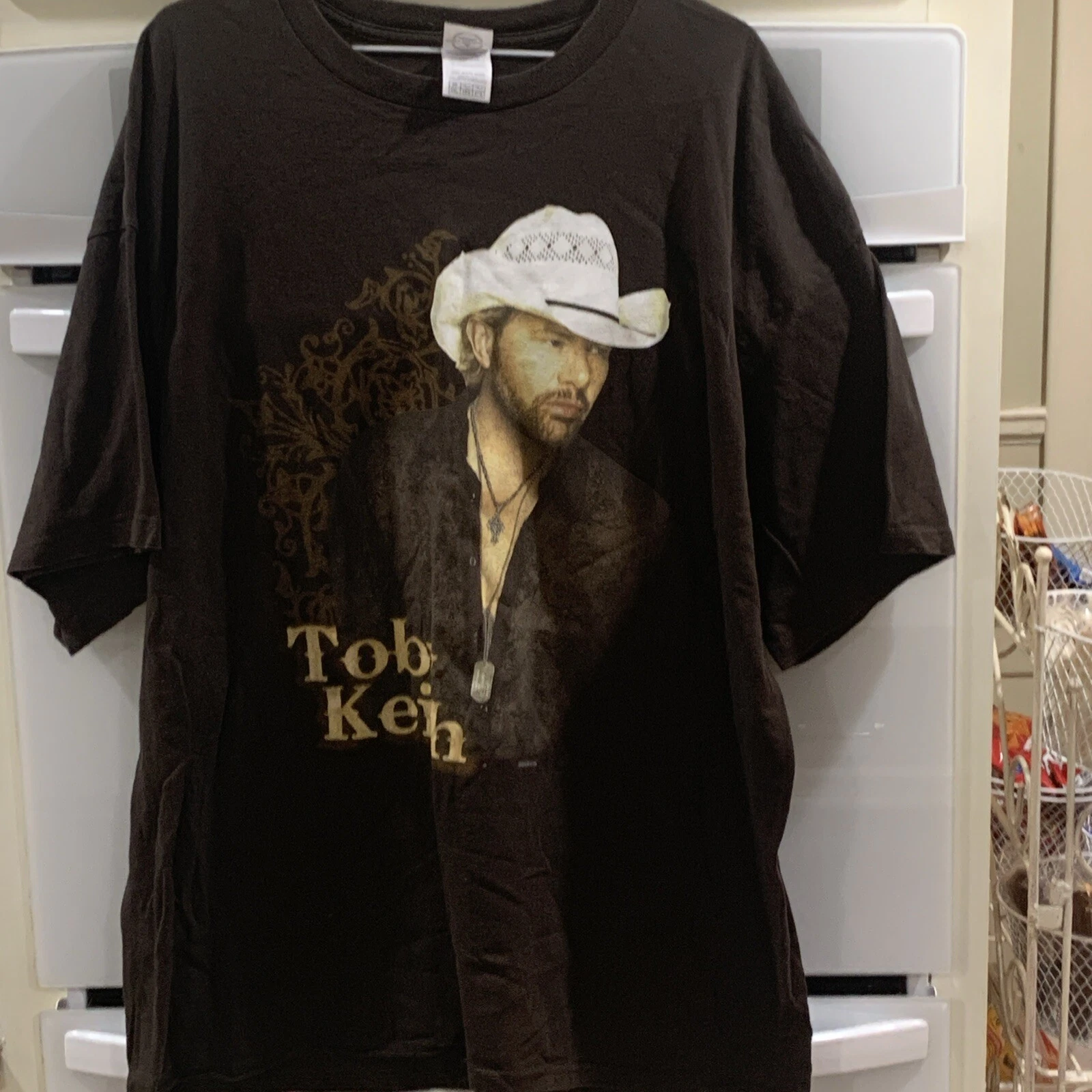 Men’s 2XL brown Short Sleeve Toby Keith Biggest And Baddest Tour T Shirt