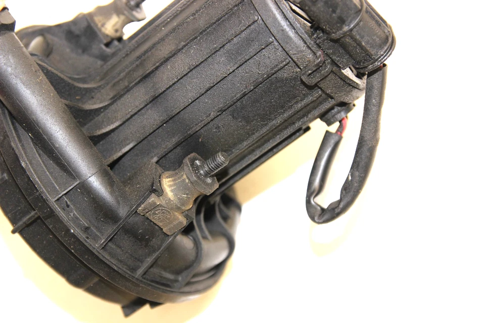 BMW OEM PIERBURG CONTROLE DE BOMBA DE INJEÇÃO DE AR DE ESCAPE DE EMISSÃO E46 E60 E53 E63 E83 - Imagem 4 de 4