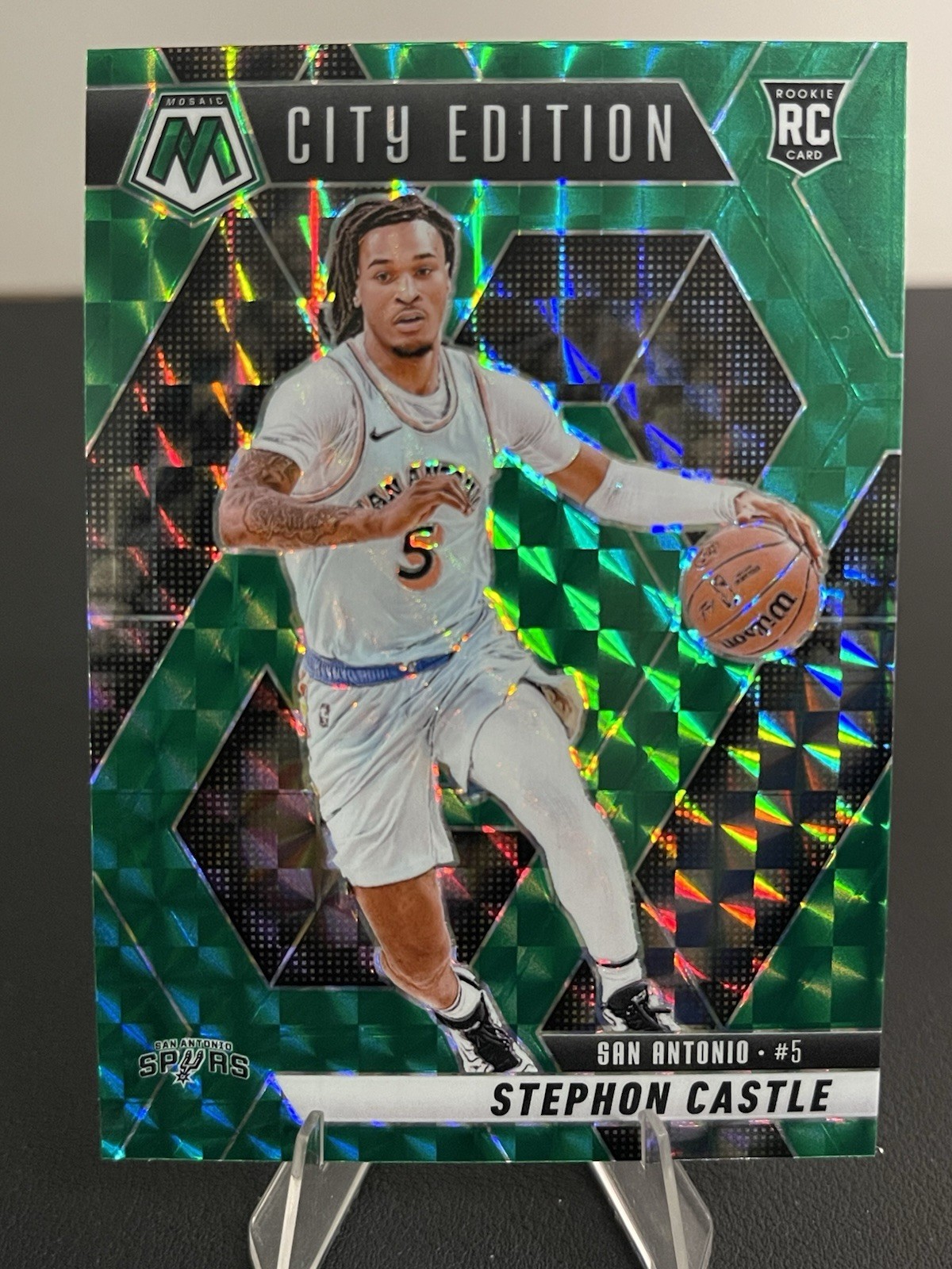 2024-25 Panini Mosaic - City Edition Stephon Castle #290 Green Mosaic Prizm (RC)