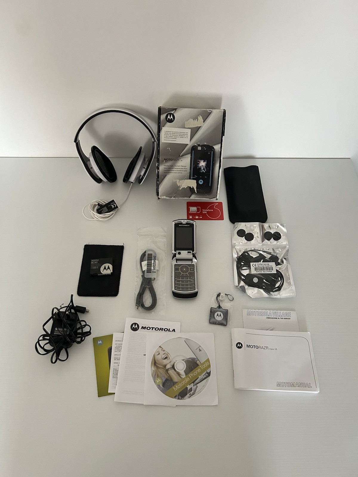 Motorola RAZR maxx V6  completo di scatola ed accessori