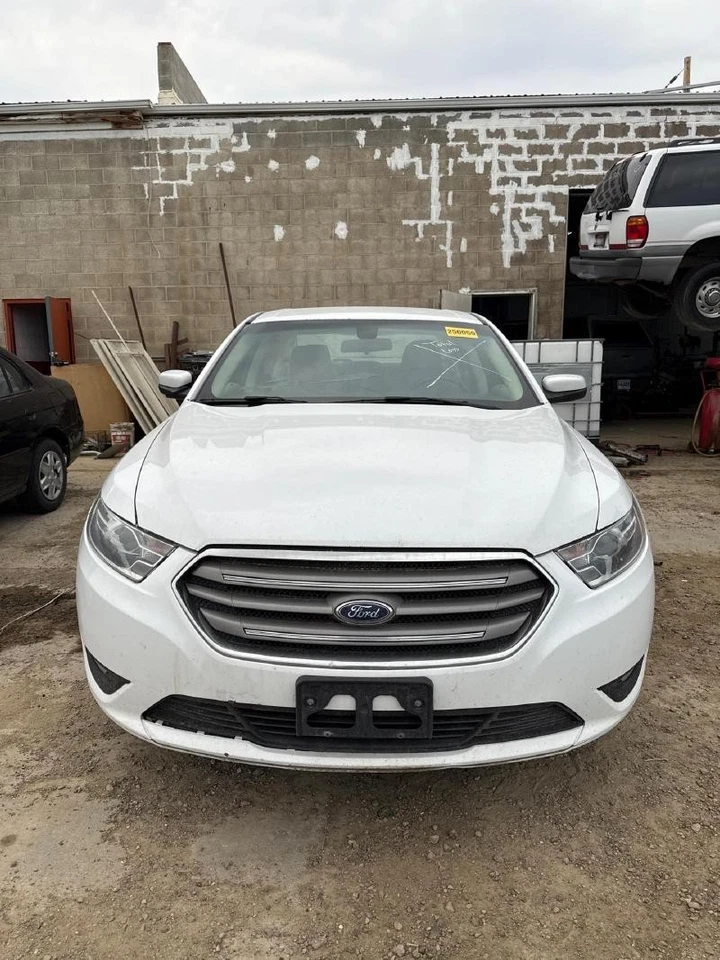 2013-2019 Ford Taurus Left Front Driver Seat Belt Retractor Black OEM — 第 4/4 张图片