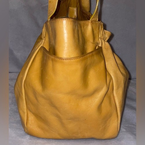 Hobo International Glazed Natural Tan Leather Pleated Shoulder Bag - Picture 4 of 12