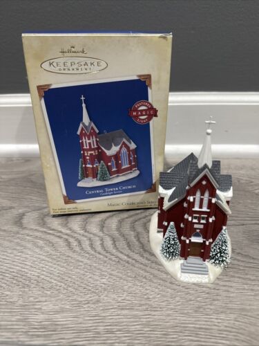 Hallmark Ornament Central Tower Church 8th In Series 2005 Magic Light NEW
