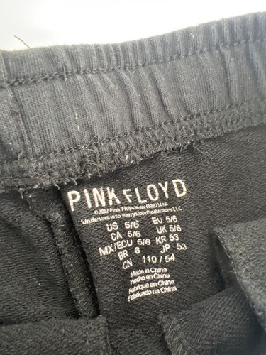 Pink Floyd Boys Sweat Shorts Black Size 5/6 The Dark Side of the Moon - Picture 2 of 3