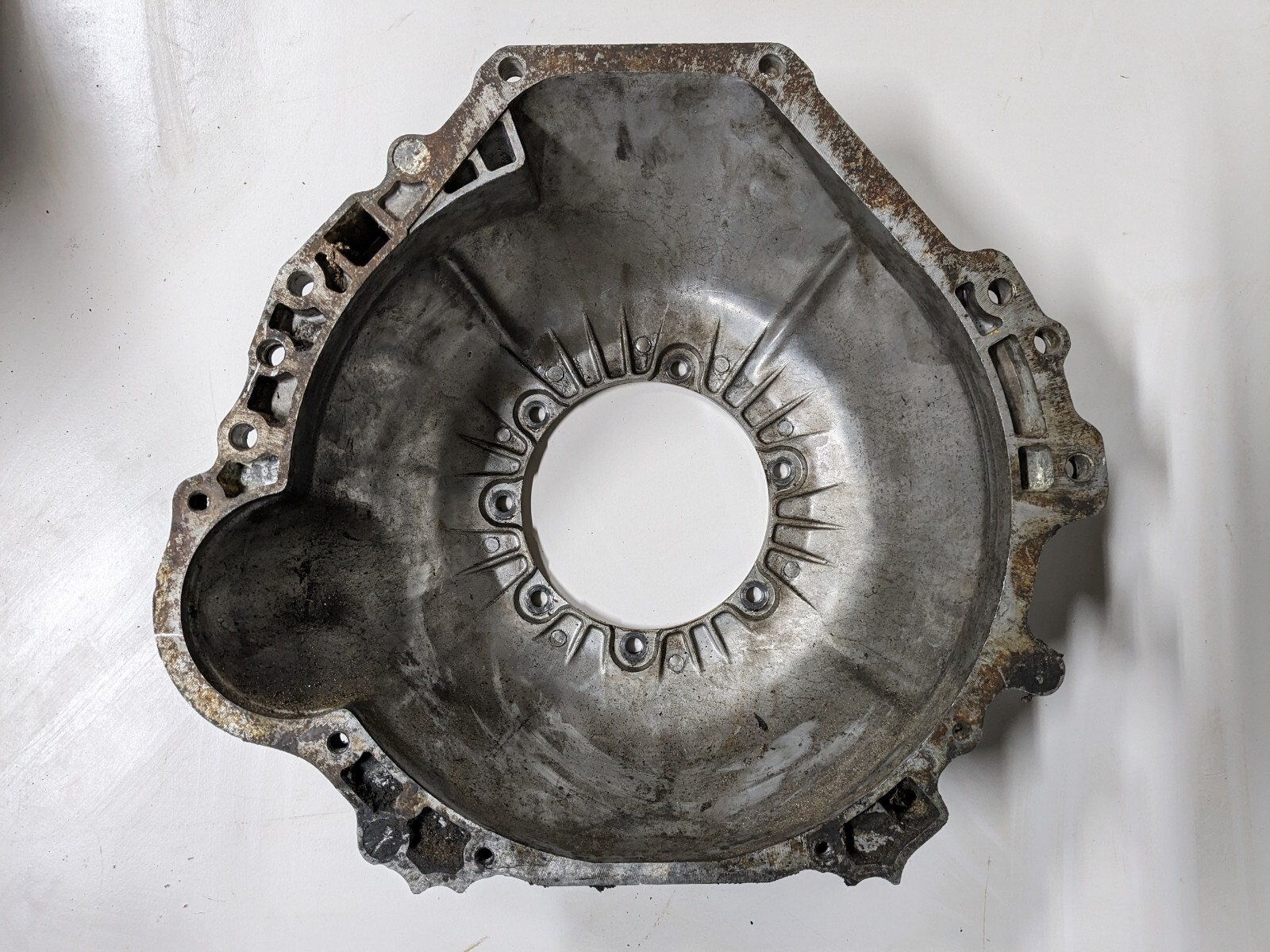 Ford C4 Automatic 289 302 351W Bellhousing 6 Bolt 157 tooth Ford