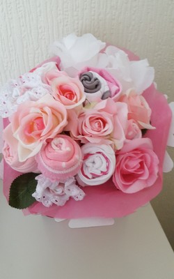 baby girl bouquet gift