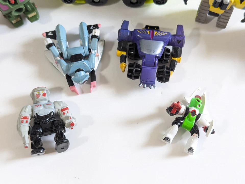 Lote Mixto de Figuras de Acción Galoob Z Bot Micro Máquinas y Spybase 7 Mobile Surve Foto 4 de 4