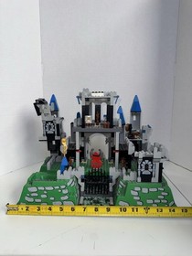 LEGO Castle: King's Castle (10176) Incomplete, missing pieces