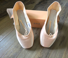 Bloch Hannah Pointe Shoes Pink Size 6 2X, Soft Shank