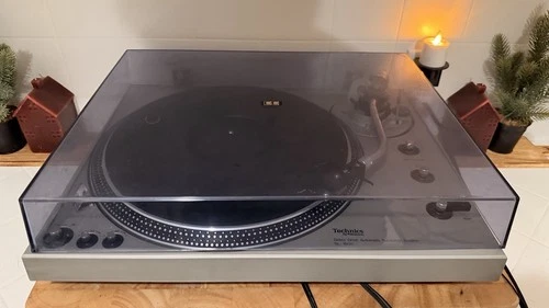 Technics SL-1600 Direct Drive Record Player Turntable w/Cartridge Working