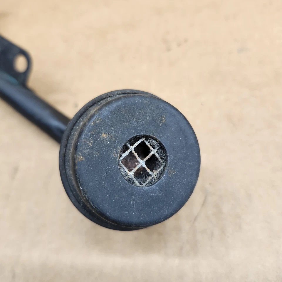 Válvula de control de inyección de aire de smog 85 C4 Corvette manguera de tubo silenciador OEM Foto 2 de 4