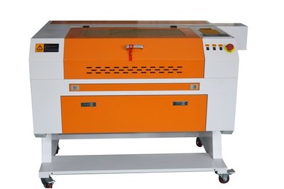 80W 700 x 500mm CO2-Lasergravurmaschine Gravur Schneiden Gravieren