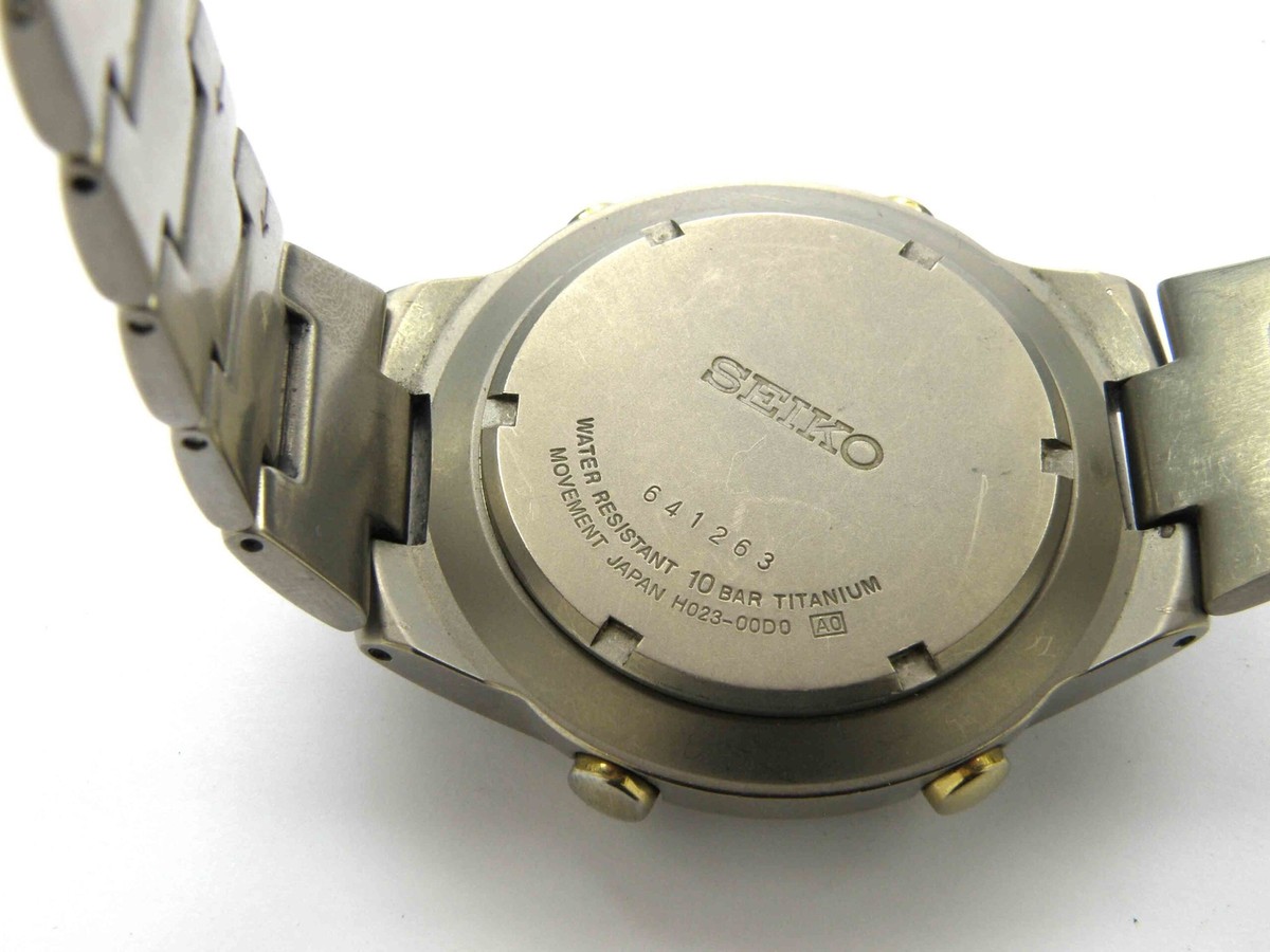 Mens Seiko Titanium H023-00D0 World Time Chronograph - 100m | eBay