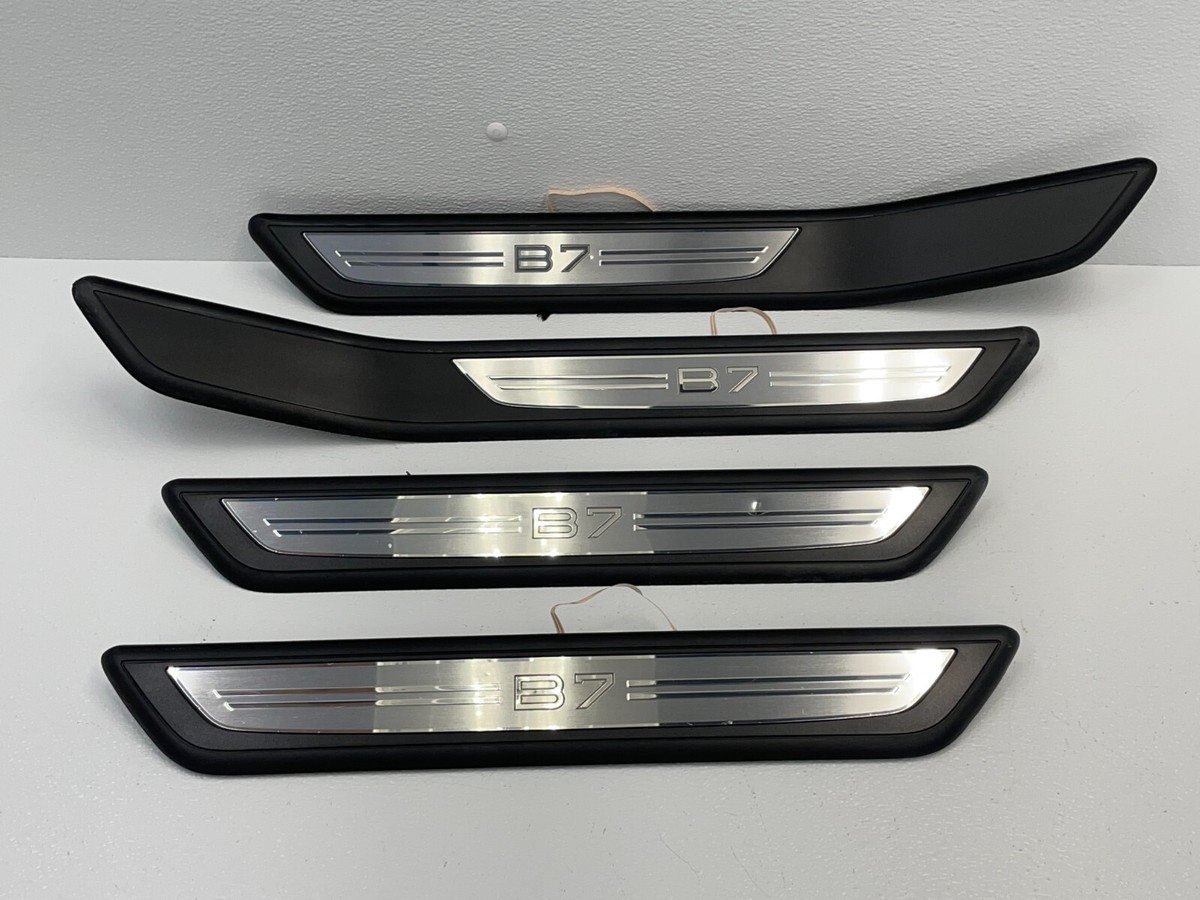 ＢＭＷ　純正 ビキニカオル　V4V2 2013-2015 BMW Alpina B7 F02 LWB Illuminated Door Sill Scuff Set