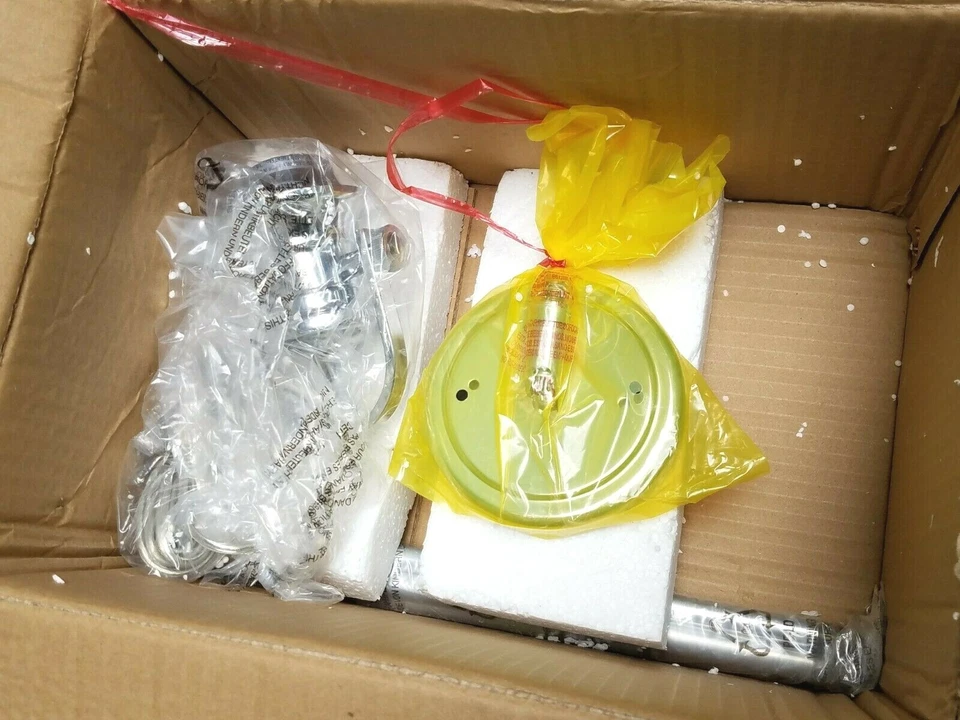 Colgante Golden Lighting 3118-M1L CH-SD Cromo 1 Luz 6-7/8"W con Vidrio Semillado Foto 4 de 4