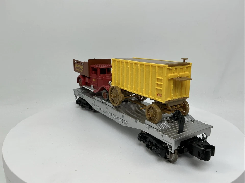 K-Line O Gauge 6-22235 Ringling Bros Flatcar W/ Pole Wagon & SuperStreets Truck - Image 3 of 4