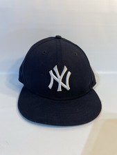 New Era 59 Fifty NY Yankee Youth MLB Cap Size 6 5/8 Pre-Owned