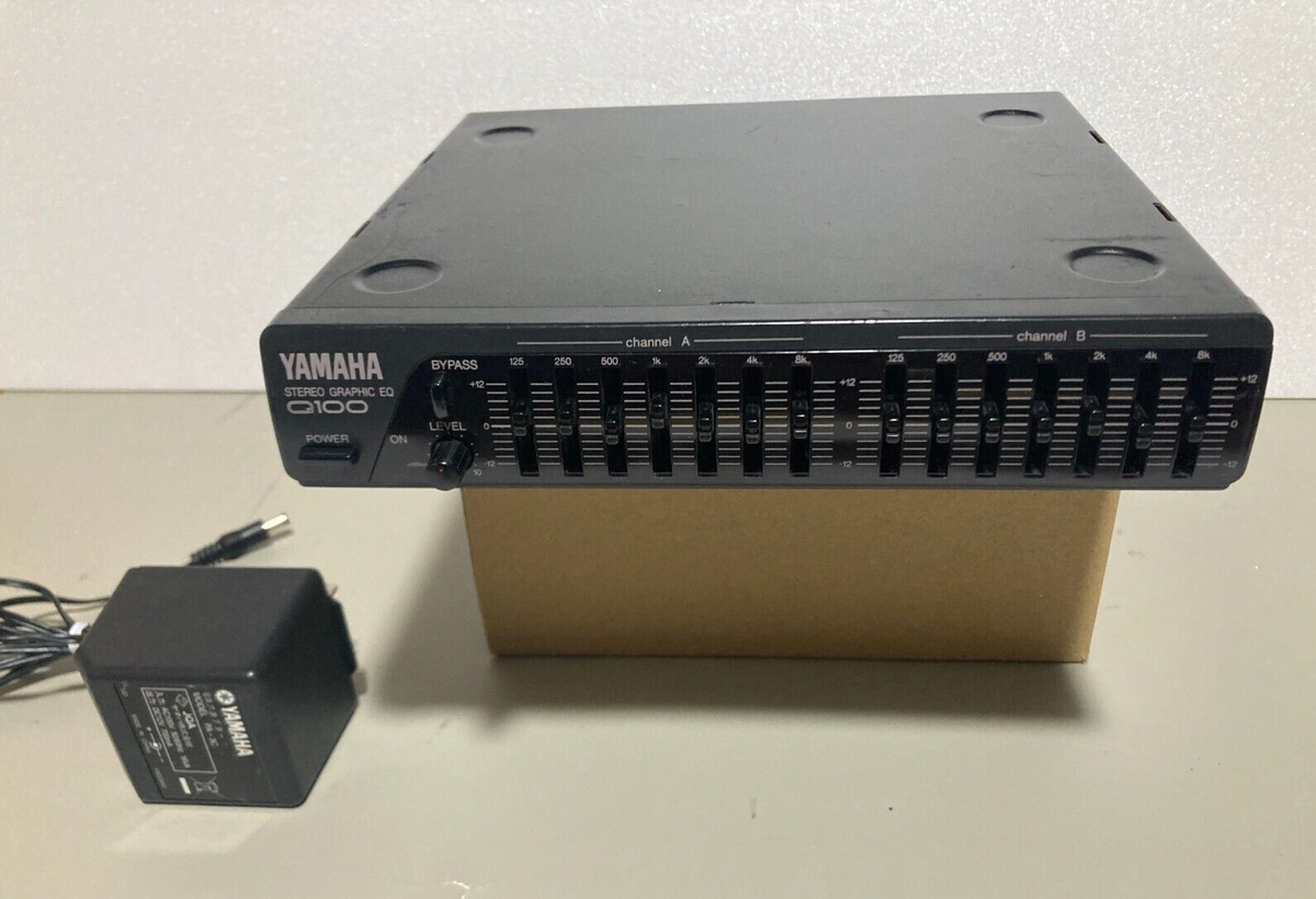 Yamaha Q100 Stereo Graphiq EQ Equalizer Vintage Tested Work from