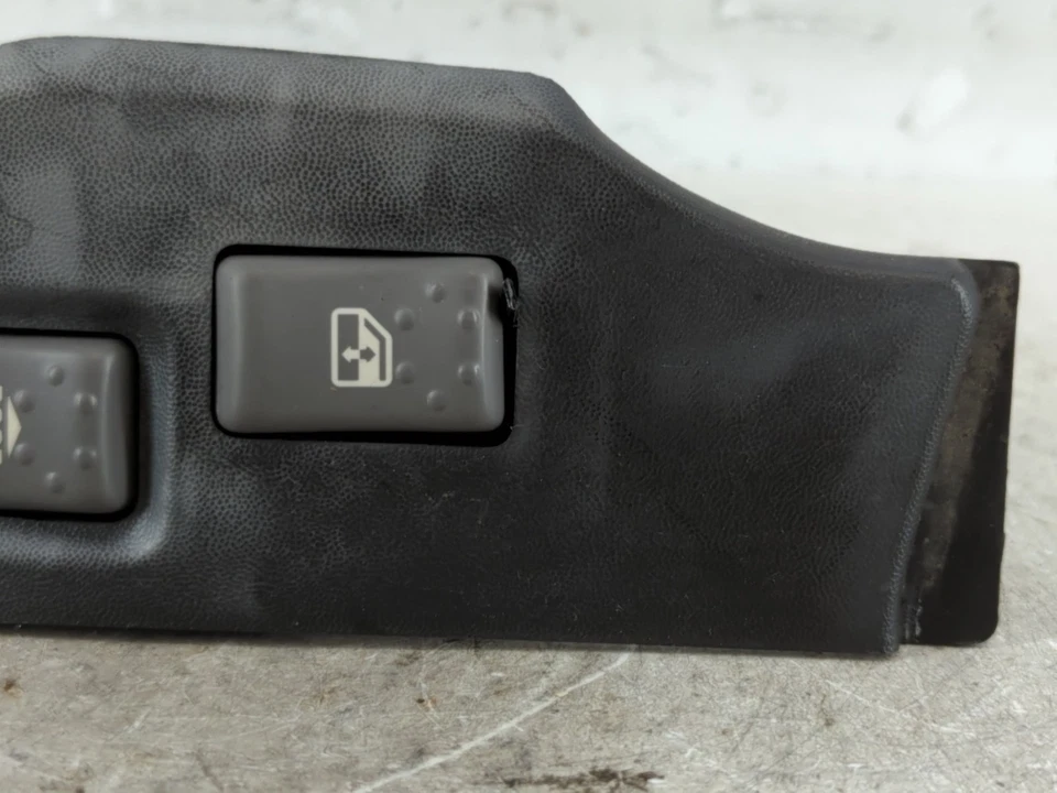 Переключатель стеклоподъемника правый для пассажира 2004 Pontiac Aztek 10308823 JP6N8 - Изображение 3 из 4