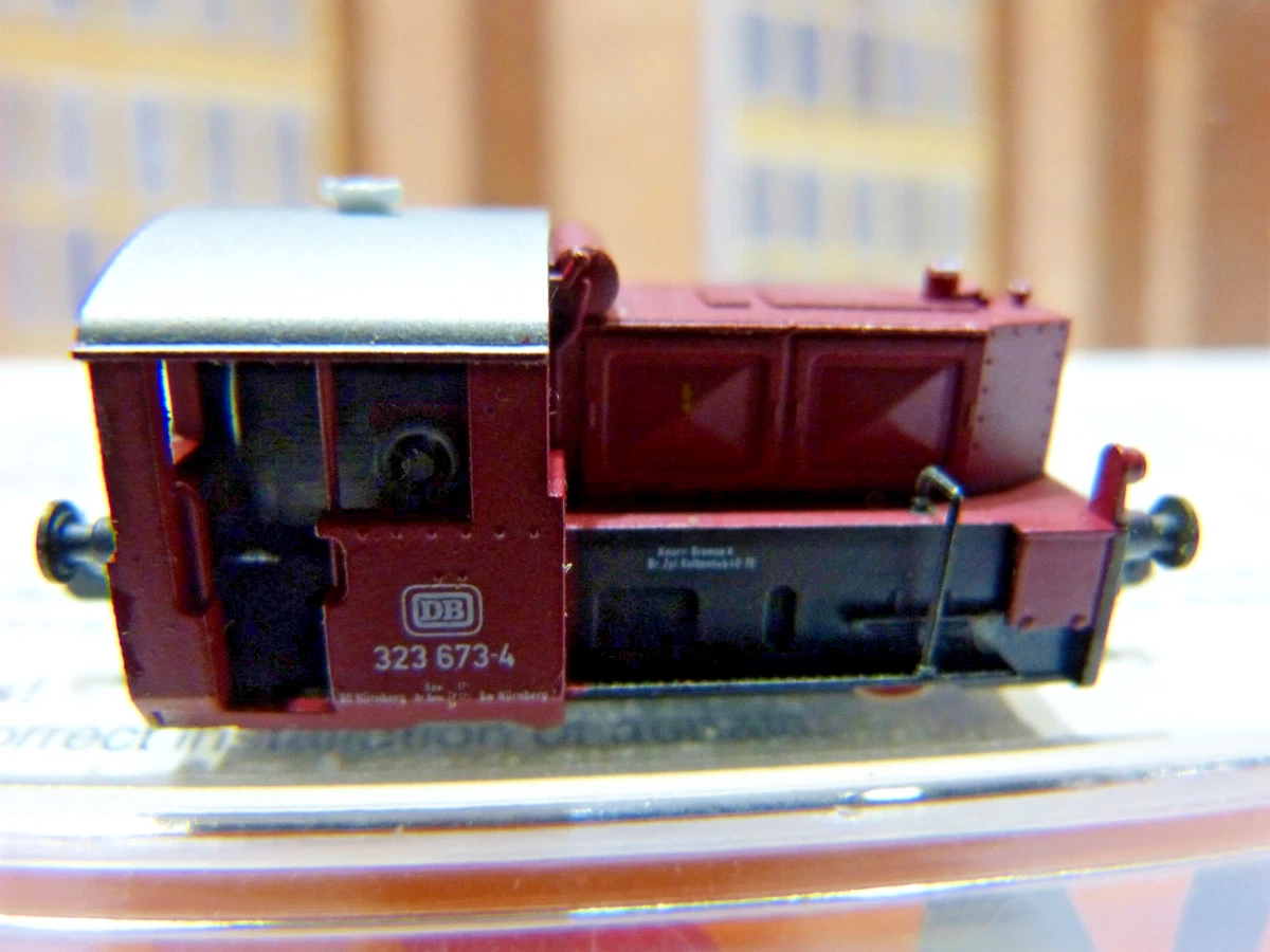 Arnold 2065 Diesellok BR 323.673-4 DB Spur N      83/60