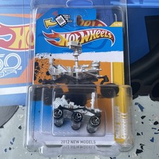 Rare 2012 Hot Wheels MARS ROVER CURIOSITY 14  white;    New Models   SPACE   