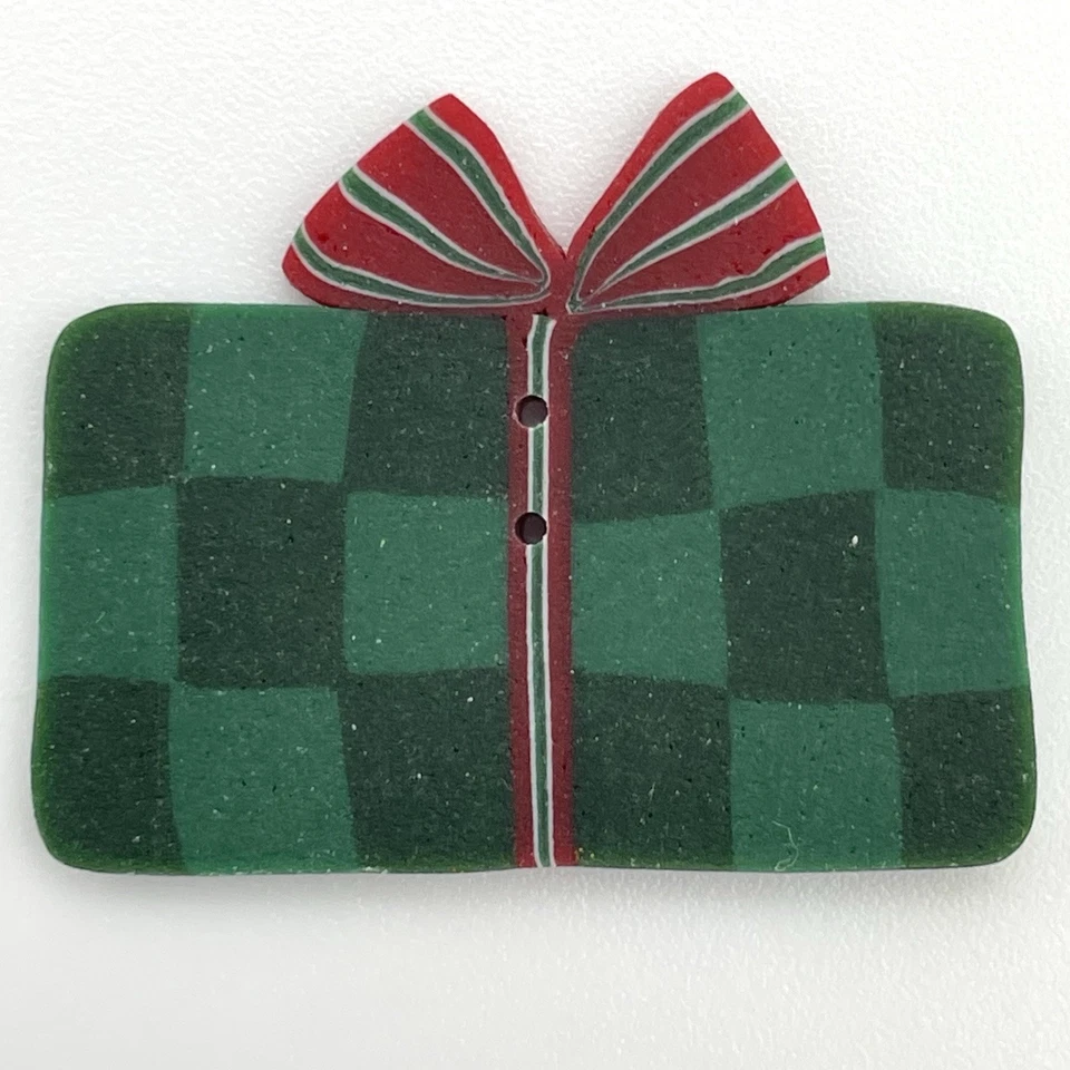 Large Green Gift Polymer Buttons 4454L Just Another Button Company Present 4 pc - Image 3 of 4