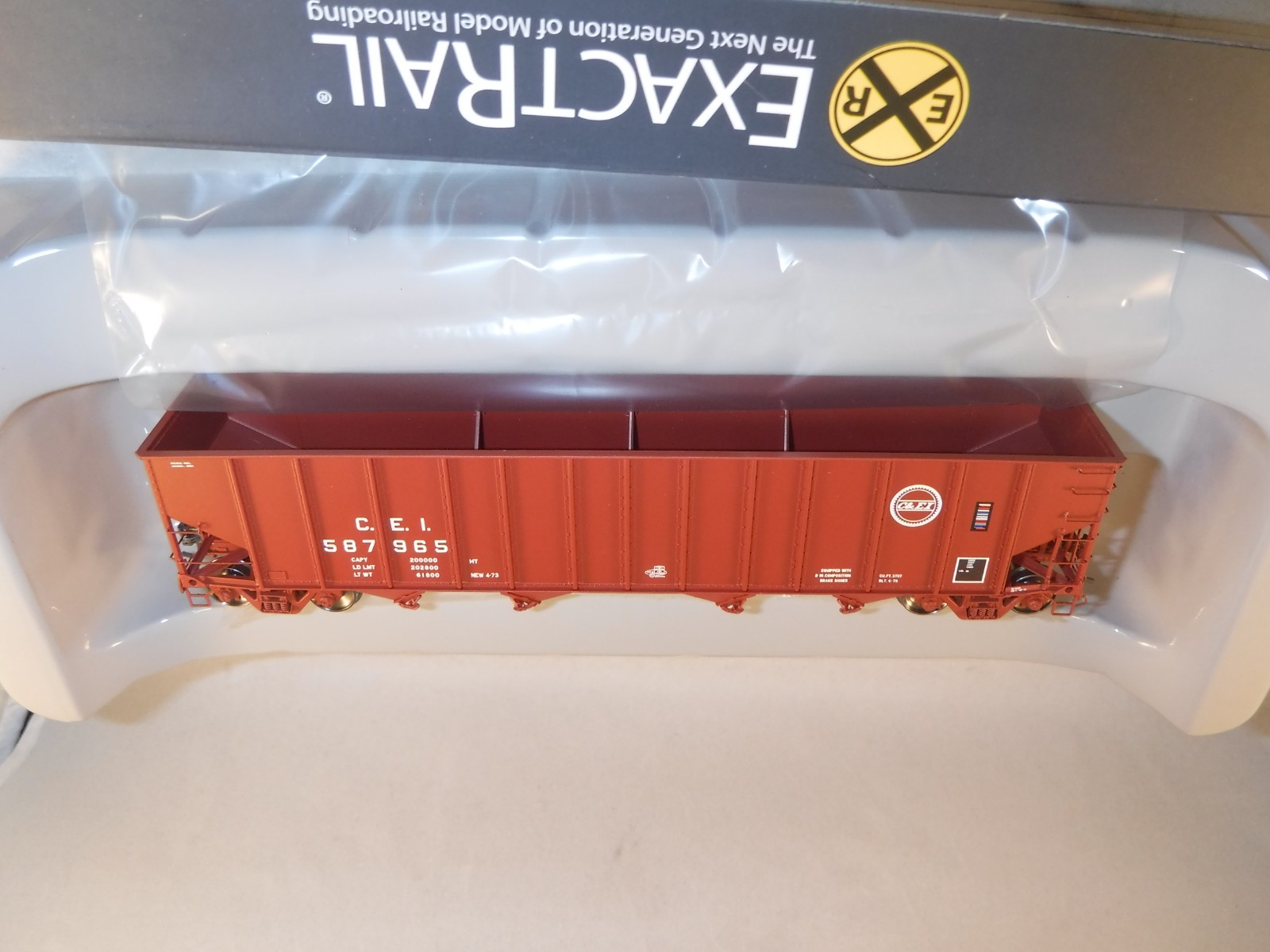 ExactRail Platinum HO C&EI 48' Bethlehem 3737 RS Hopper Tuscan Red #587889