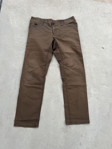 Final home ISSEY MIYAKE Brown Chinos Size M