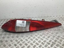 Rückleuchte links  Ford Mondeo III Kombi (BWY)  Heckleuchte links 664487