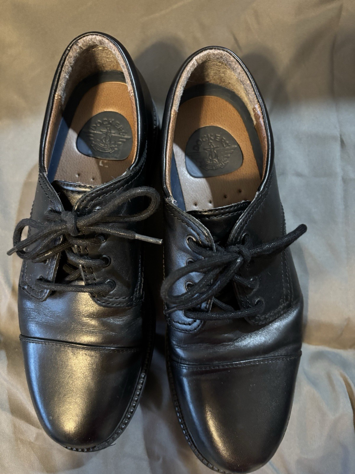 SAOLA Scarpe Dockers da uomo nere Gordon Oxford in pelle con punta a cappuccio #90 2214 taglia 9 M