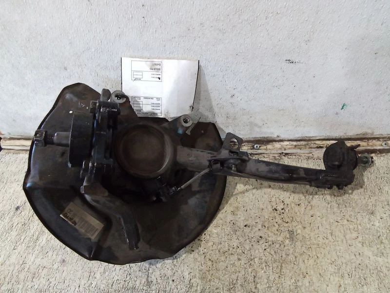 2004-2006 Toyota Tundra Front Right Passenger Spindle Knuckle Assembly 4x2 OEM - Image 3 of 3