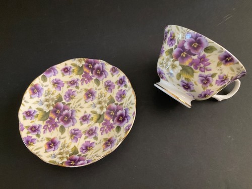 The Butchart Gardens Pansy Fine Bone China Tea Cup & Saucer - Canada - Picture 6 of 7