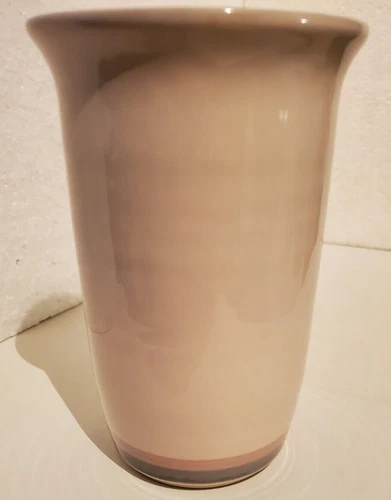 Pfaltzgraff Aura Pink Utensil Holder - New without the box